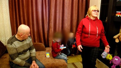 На Житомирщині у патронатній сім’ї проживають діти з Херсону