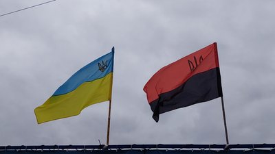 У Харкові попри ракетні обстріли центру планують відновити намет "Все для перемоги" У Харкові попри ракетні обстріли центру планують відновити намет "Все для перемоги"