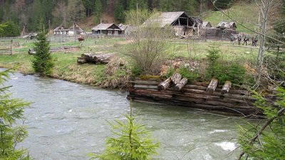 Село-привид, "Сколівські Бескиди" й каньйони Миколаївщини. Куди поїхати в Україні Село-привид, "Сколівські Бескиди" й каньйони Миколаївщини. Куди поїхати в Україні