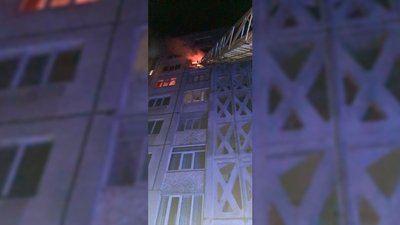 У Чернігові горіла квартира в багатоповерхівці: одна людина загинула, 17 — евакуювали У Чернігові горіла квартира в багатоповерхівці: одна людина загинула, 17 — евакуювали