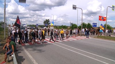 На Житомирщині перекривали трасу Київ-Чоп: вимагали виділення землі На Житомирщині перекривали трасу Київ-Чоп: вимагали виділення землі