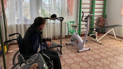 Як одна сім'я. Як живуть підопічні Миколаївського геріатричного пансіонату Як одна сім'я. Як живуть підопічні Миколаївського геріатричного пансіонату