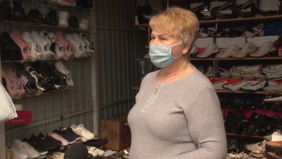 У Черкасах відкрили речові ринки У Черкасах відкрили речові ринки