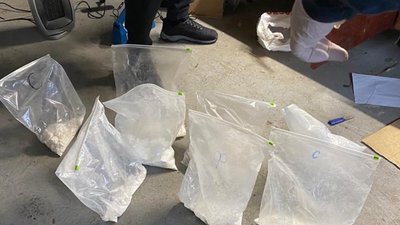 Черкаська СБУ викрила мережу масового збуту наркотиків Черкаська СБУ викрила мережу масового збуту наркотиків