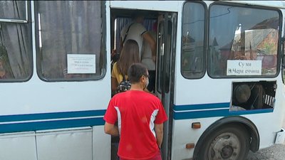 На Сумщині люди із села Велика Чернеччина скаржаться на проблеми із транспортом На Сумщині люди із села Велика Чернеччина скаржаться на проблеми із транспортом