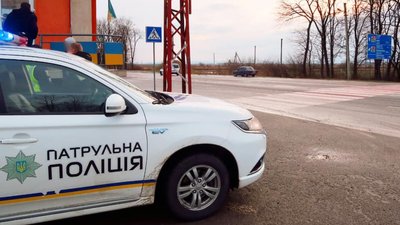 Прикарпатські і львівські поліцейські затримали викрадача автомобілів
