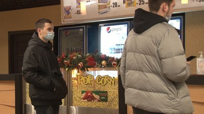 Не всі вміють користуватися: через "єПідтримку" у черкаських книгарнях утворюються черги Не всі вміють користуватися: через "єПідтримку" у черкаських книгарнях утворюються черги