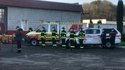 Нові автівки отримали і Шепетівський та Волочиський райони
