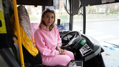 водійка, автобус, Дніпро