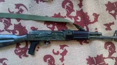 У черкащанина вилучили автомат, гранати та сотні набоїв У черкащанина вилучили автомат, гранати та сотні набоїв