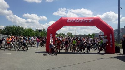 Долучилися майже 500 херсонців: у місті відбувся велопробіг