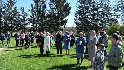Минуло 80 років: на Тернопільщині вшанували жертв Молотківської трагедії Минуло 80 років: на Тернопільщині вшанували жертв Молотківської трагедії