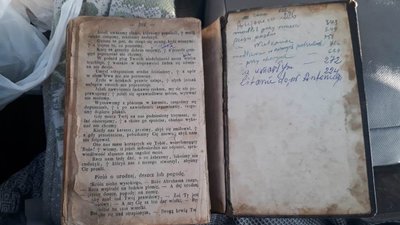 Двоє білорусів пропонували житомирським прикордонникам хабар за пропуск в Україну без ПЛР-тестів Двоє білорусів пропонували житомирським прикордонникам хабар за пропуск в Україну без ПЛР-тестів