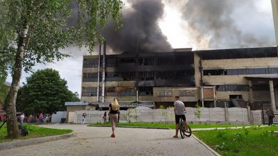 Стала відома причина пожежі на гумовій фабриці в Чернівцях