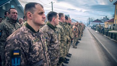 Не забудемо і не простимо. Прикарпатська "десятка" вшанувала пам'ять загиблих воїнів Не забудемо і не простимо. Прикарпатська "десятка" вшанувала пам'ять загиблих воїнів