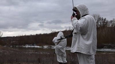 Ймовірно намагався потрапити до Румунії: на березі річки Прут на Буковині знайшли тіло чоловіка