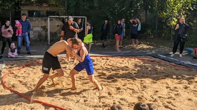 У Миколаєві відбувся перший в області чемпіонат з пляжної боротьби
