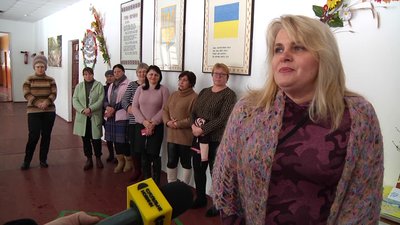 Педагоги Довбиської спеціалізованої школи-інтернату досі не отримали зарплату за три останні місяці 2022 року Педагоги Довбиської спеціалізованої школи-інтернату досі не отримали зарплату за три останні місяці 2022 року