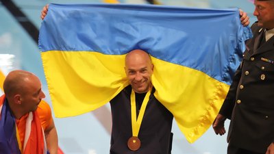 Збірна України завоювала ще три медалі на Іграх нескорених: їх принесли плавці Бадарак і Лепеха