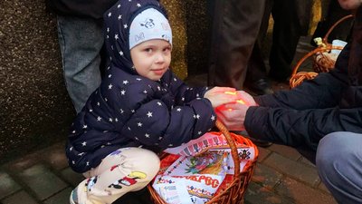 Пасхи, крашанки, писанки та молитва за Україну: як проходить Великдень у Вінниці Пасхи, крашанки, писанки та молитва за Україну: як проходить Великдень у Вінниці