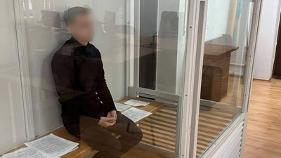 В Ужгороді двом чоловікам повідомили про підозру у хуліганстві.