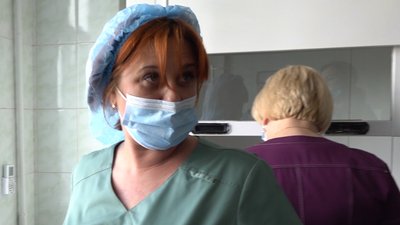 У черкаському онкодиспансері пролікували пів тисячі переселенців із "гарячих" областей У черкаському онкодиспансері пролікували пів тисячі переселенців із "гарячих" областей