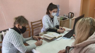 За згодою батьків та після огляду лікаря: на Черкащині вакцинують підлітків За згодою батьків та після огляду лікаря: на Черкащині вакцинують підлітків