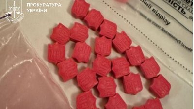 Продавав водіям довідки про тверезість за 1 тис. дол: у Києві підозрюють лікаря-нарколога Продавав водіям довідки про тверезість за 1 тис. дол: у Києві підозрюють лікаря-нарколога