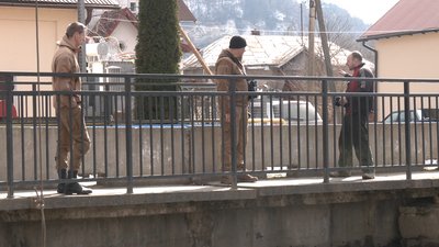 На Прикарпатті через канал Золотолипської ГЕС риба не може потрапити в річку На Прикарпатті через канал Золотолипської ГЕС риба не може потрапити в річку