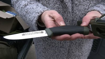 "Я їду до друзів": харків'янка продовжує волонтерство після трьох років на фронті "Я їду до друзів": харків'янка продовжує волонтерство після трьох років на фронті