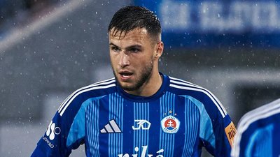 Микола Кухаревич в матчі за "Слован"