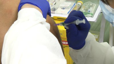 На Житомирщині вакцинують від коронавірусу жителів, котрі зареєструвалися через портал "Дія" На Житомирщині вакцинують від коронавірусу жителів, котрі зареєструвалися через портал "Дія"