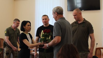 Дев’ять нагород, які присудили військовим, передали на Полтавщині Дев’ять нагород, які присудили військовим, передали на Полтавщині