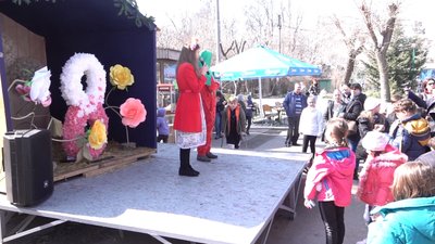 До 8 березня в одеському зоопарку влаштували свято для дітей До 8 березня в одеському зоопарку влаштували свято для дітей