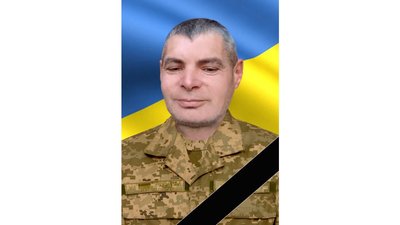 У громадах на Тернопільщині прощаються із трьома загиблими бійцями У громадах на Тернопільщині прощаються із трьома загиблими бійцями