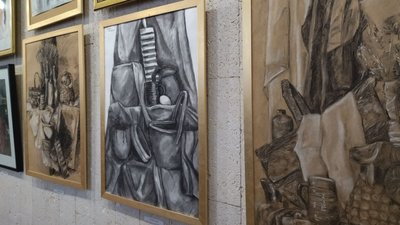 Гобелени, панно, різьблення та живопис: у Миколаєві відкрилась виставка "Об’єднані мистецтвом"