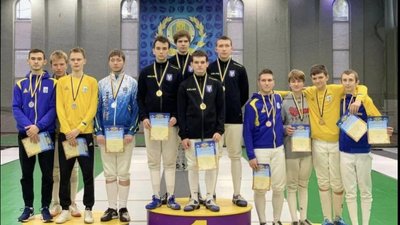 Черкаські фехтувальники вибороли 13 медалей чемпіонату України Черкаські фехтувальники вибороли 13 медалей чемпіонату України