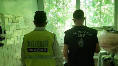 Спиртовий завод на Харківщині підозрюють у незаконному виробництві деззасобів Спиртовий завод на Харківщині підозрюють у незаконному виробництві деззасобів