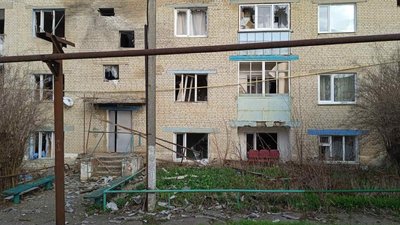 Двоповерхівка в Івашках