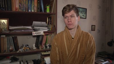 Владислав Карвяліс, мешканець будинку №42 на Бульварі Шевченка. Владислав Карвяліс, мешканець будинку №42 на Бульварі Шевченка.