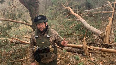 військовослужбовець військовослужбовець