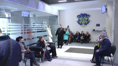 З 1 квітня в ЦНАПі Ужгорода переселенцям можна реєструватися для отримання державної допомоги З 1 квітня в ЦНАПі Ужгорода переселенцям можна реєструватися для отримання державної допомоги