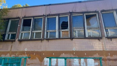 "Вибух був надзвичайно потужний, у деяких людей була паніка" – жителі Дніпра про ранковий удар по місту