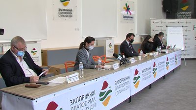 У Запоріжжі відбувся перший етап дискусії "Хортиця: видатна історія — велике майбутнє" У Запоріжжі відбувся перший етап дискусії "Хортиця: видатна історія — велике майбутнє"