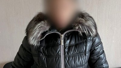 Підозрювана у крадіжках у людей похилого віку в Харкові