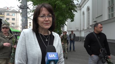У Житомирі попрощалися з офіцером штабу командування десантно-штурмових військ Вячеславом Дворніцьким У Житомирі попрощалися з офіцером штабу командування десантно-штурмових військ Вячеславом Дворніцьким