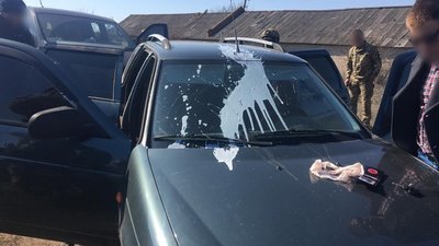 На Донеччині на хабарях від "ДНР" затримали двох співробітників СБУ