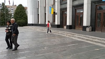 Олена Должкова тепер працює у Тернопільській обласній військовій адміністрації Олена Должкова тепер працює у Тернопільській обласній військовій адміністрації