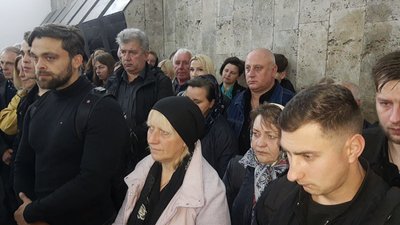 У Тернополі попрощалися із військовослужбовцем Ярославом Кондратюком У Тернополі попрощалися із військовослужбовцем Ярославом Кондратюком