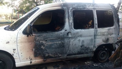 На Житомирщині за добу рятувальники гасили загоряння чотирьох автомобілів